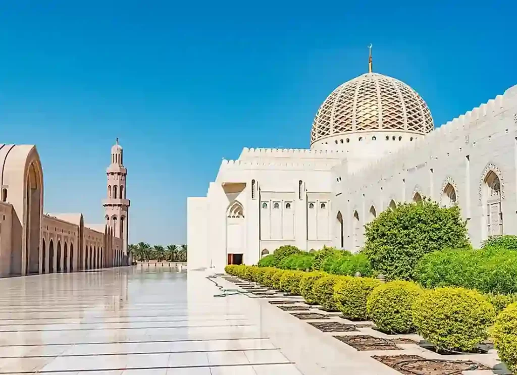 biggest mosque in the world ,largest mosque in the world,2nd largest mosque in the world ,largest mosque ,3rd largest mosque in the world , grand mosque ,the grand mosque ,100 beautiful mosque pictures from around the world, best mosque in the world ,big mosque near me