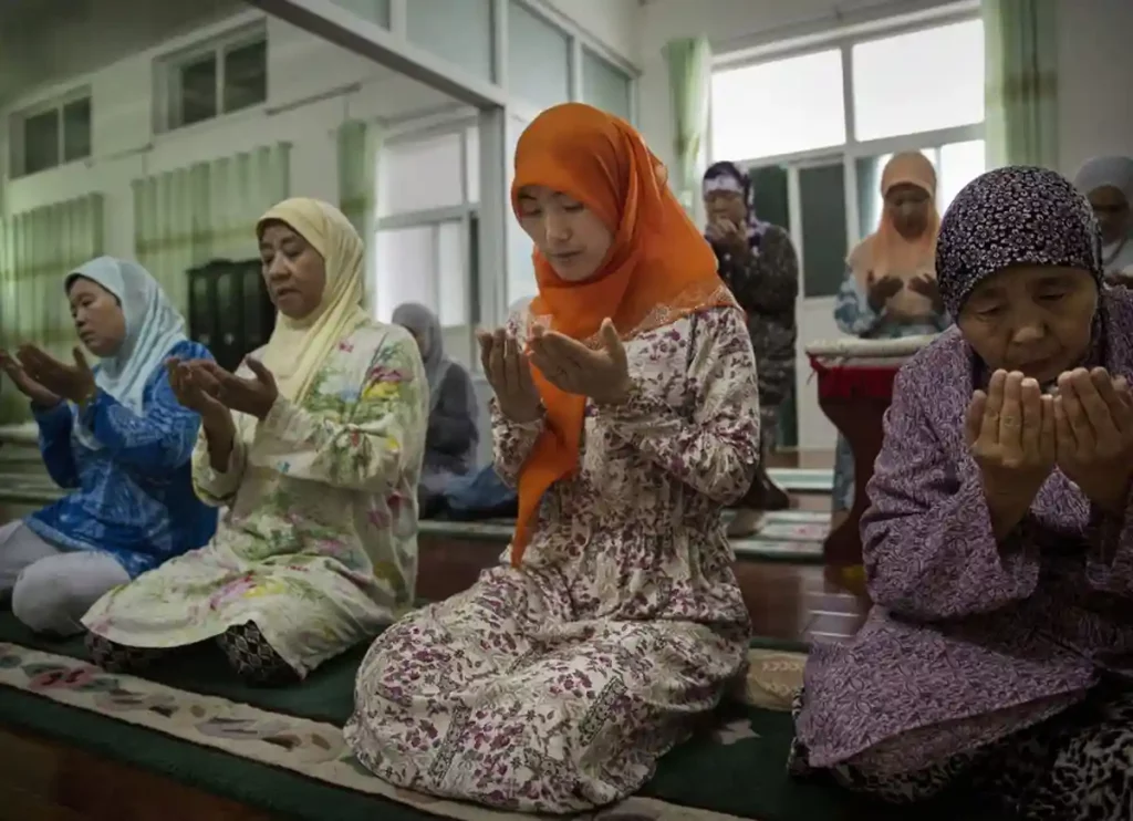 muslim population in china, china islam,china muslim population,chinese islam,chinese muslim, muslim in china, china muslim,islam in chinese ,muslims in china ,china and muslims ,china genocide documentary, chinese muslim name