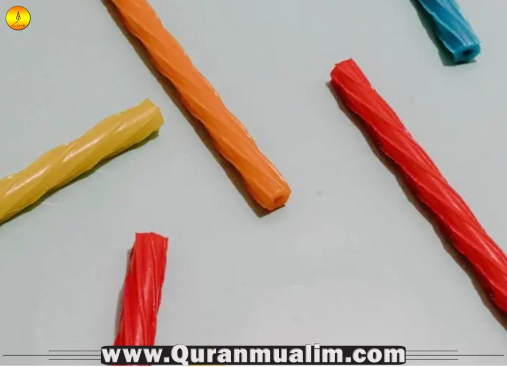 are twizzlers halal, are twizzlers halal in usa, are twizzlers twists halal, are strawberry twizzlers halal, twizzler ingredients, what are twizzlers made of, what is a twizzler made of, twizler ingredients