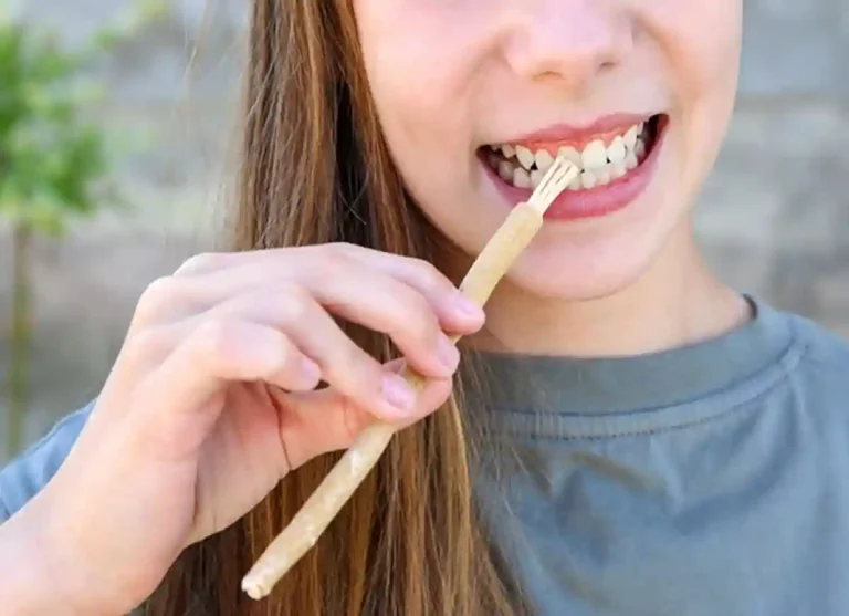Optimizing Oral Wellness: The Intersection of Dental Health and the Miswak Tradition, News