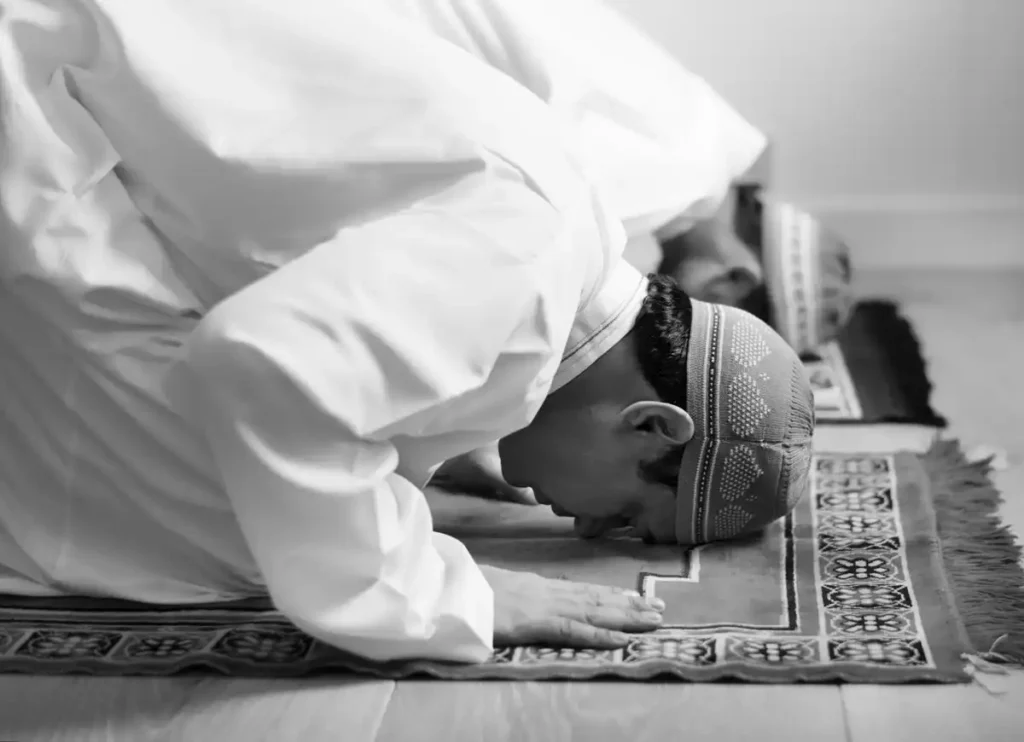 Prayer At Night (Tahajjud) - Bring You Lasting Peace, Prayer, Beliefs , Faith, Namaz, Salat, Dua, Pillar of Islam, Muslim Praying, Arabic Prayer, Tahajjud