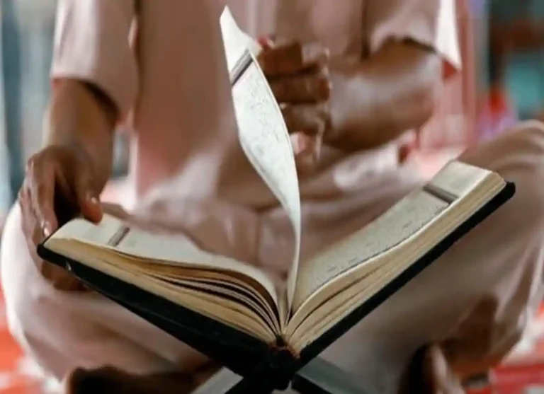 Is It Obligatory to Read the Quran with Tajweed? Quran ,Quran Tutor, Quran Teaching, Distance Learning, eQuran, Read Quran, Online Education