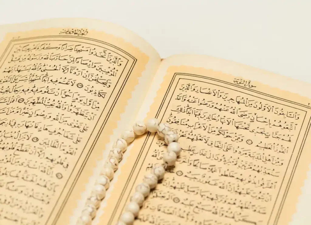 Surah Kahf Complete: English Translation, Transliteration, PDF and Friday Recitation Benefits, Quran, Quran Juz, Quran Surahs, Surah PDF, Surah Kahf