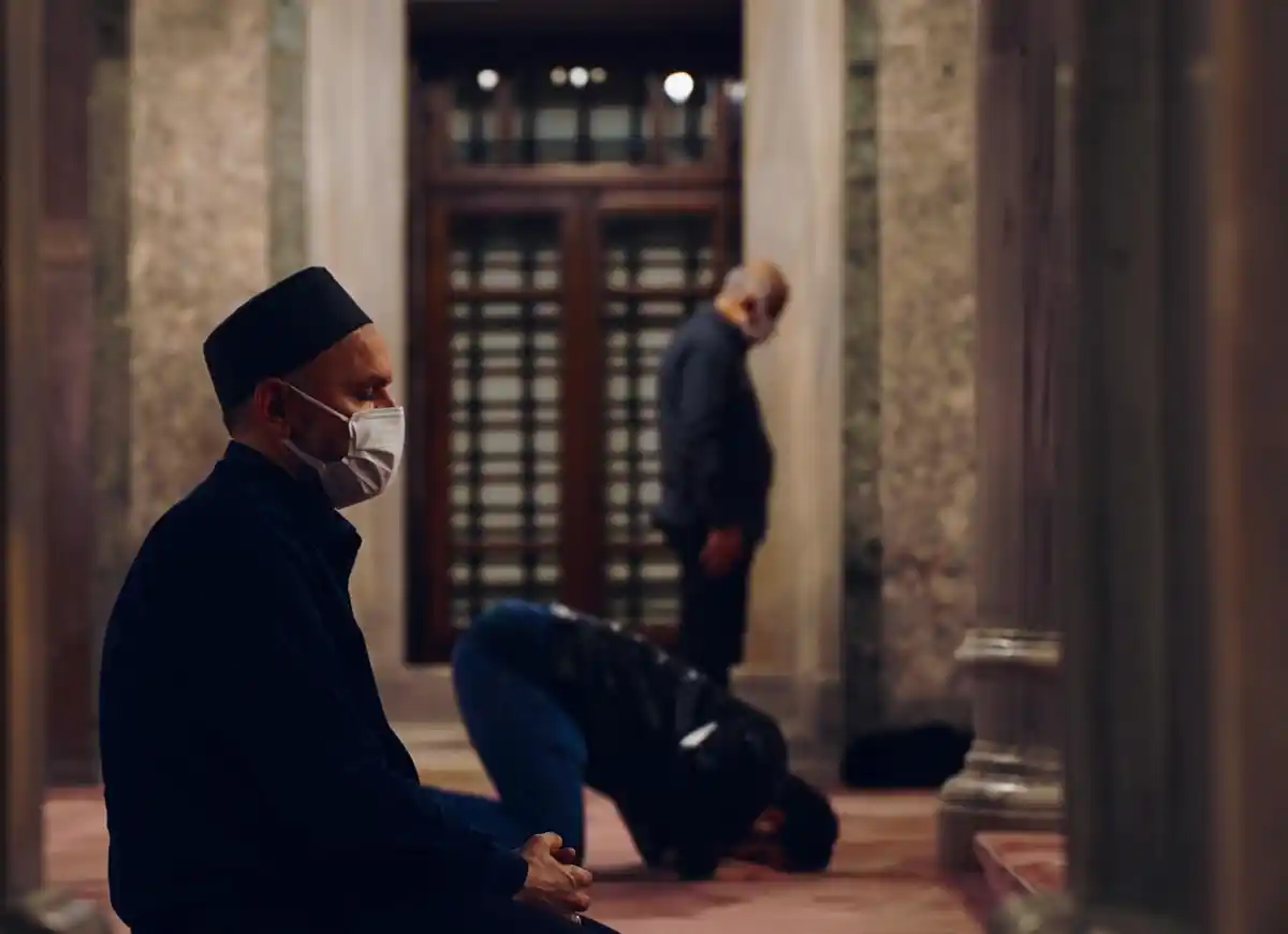 Do You Know the Isha Namaz Rakat? Prayer, Beliefs , Faith, Namaz, Salat, Dua, Pillar of Islam, Muslim Praying, Arabic Prayer