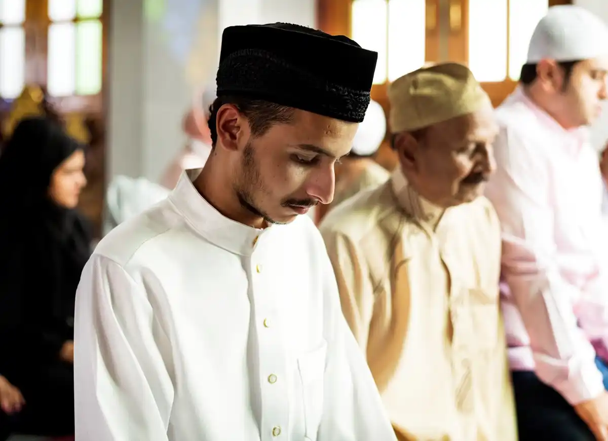 Can Non Muslim Attend Muslim Funeral? Learn Islam, Islam, Islamic Creed, Islamic Law, Quran, Sunnah