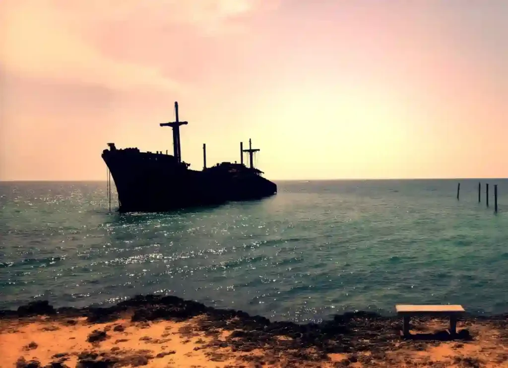 Hormuz Island: Islamic History Explained, Islamic Affairs, Muslim News, Islam, Islam and Society